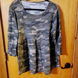 Waffle Weave Camo Top, 2X
